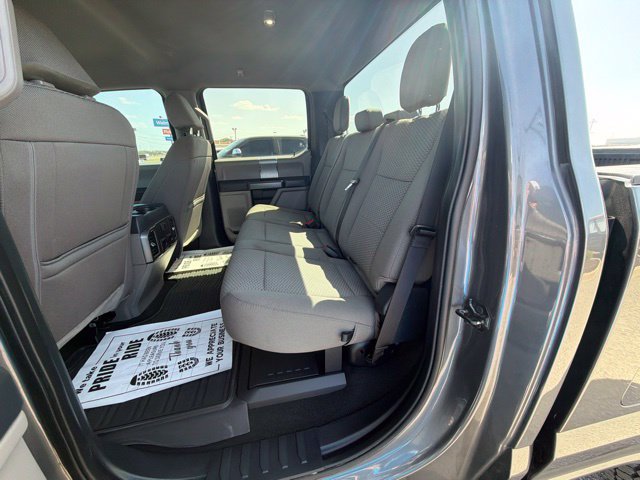Certified 2022 Ford F250 XLT w/ Black Appearance Package AWD/4WD image 17