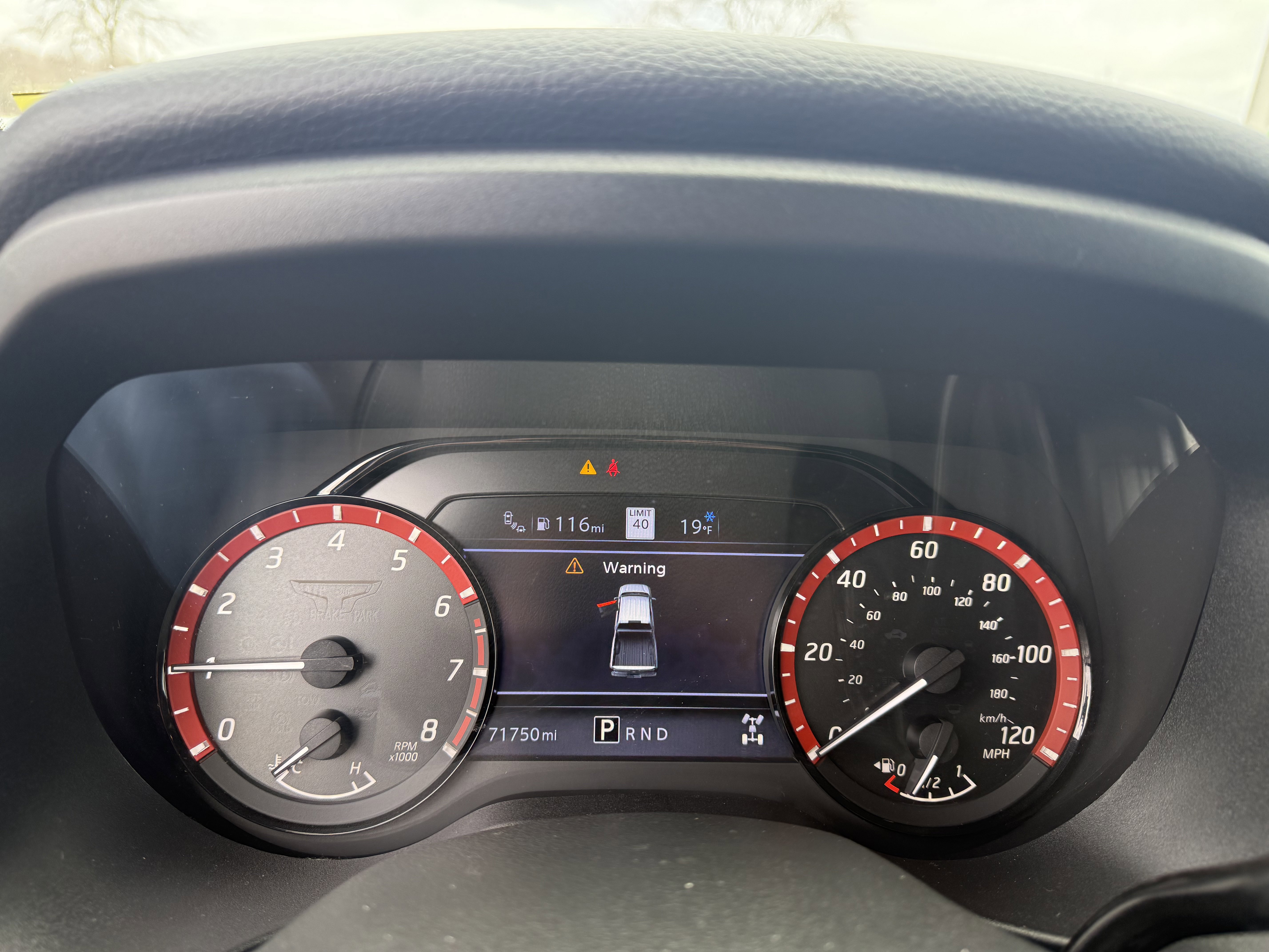 Used 2020 Nissan Titan PRO-4X w/ Pro-4x Convenience Package image 13