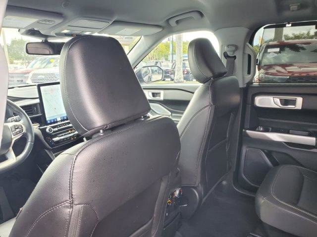 Certified 2023 Ford Explorer Limited w/ Limited Technology Package RWD image 27