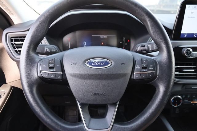 Certified 2025 Ford Escape Active FWD image 9