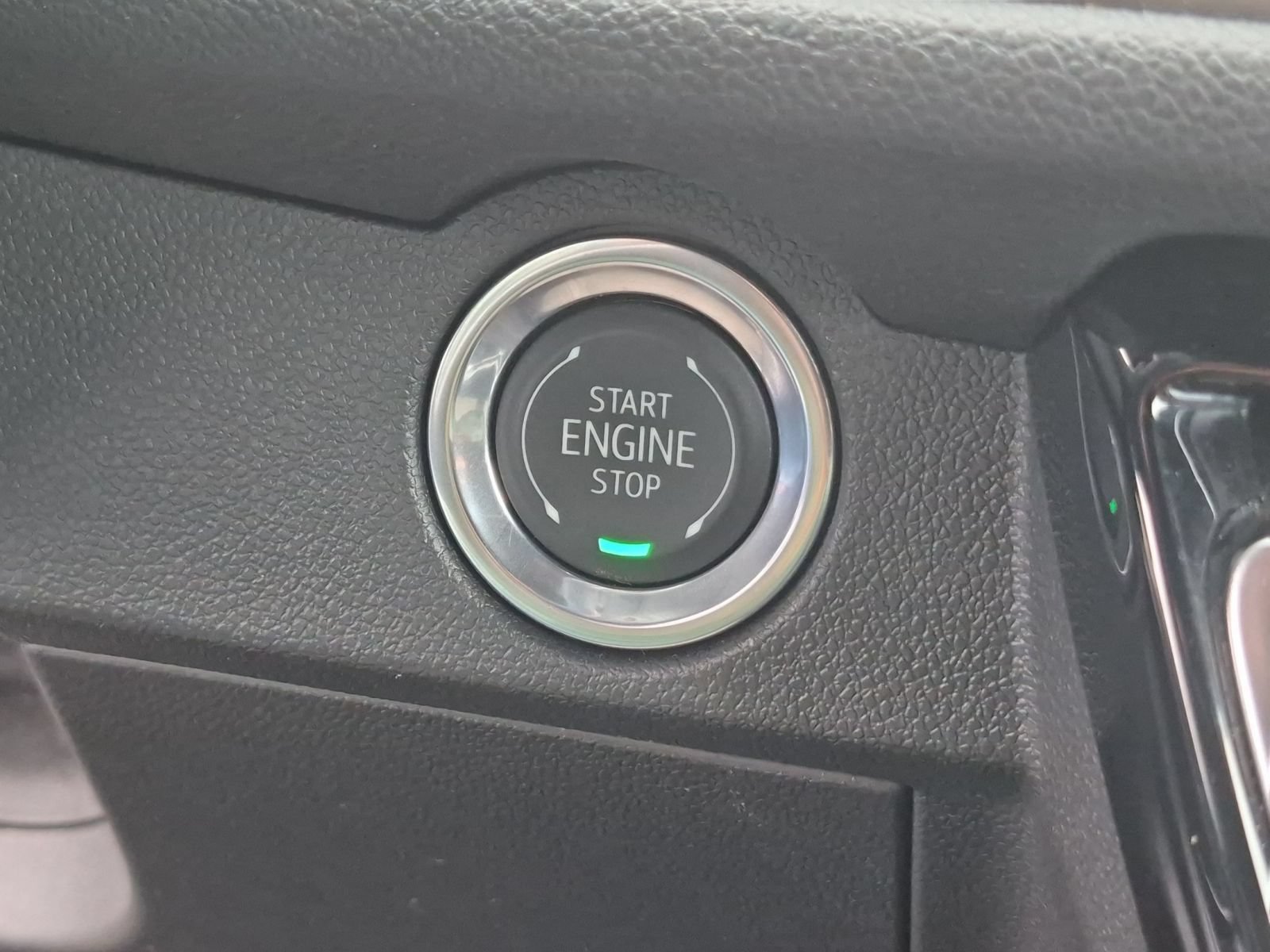 Used 2026 Chevrolet Traverse LT w/ Driver Confidence Package FWD image 21