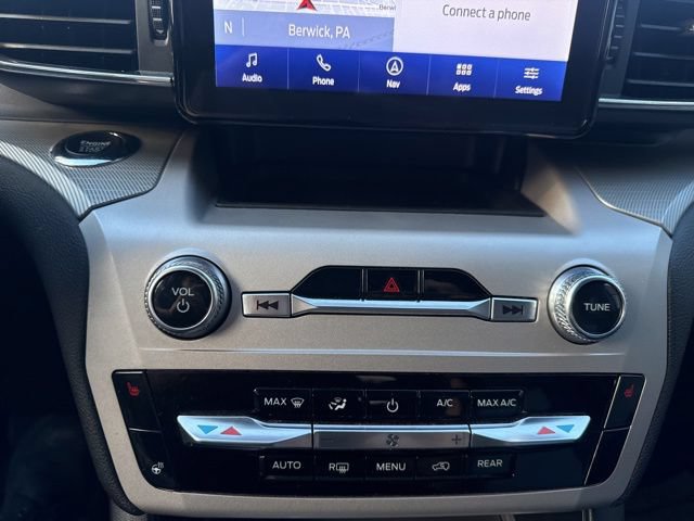Certified 2024 Ford Explorer XLT w/ Equipment Group 202A AWD/4WD image 24