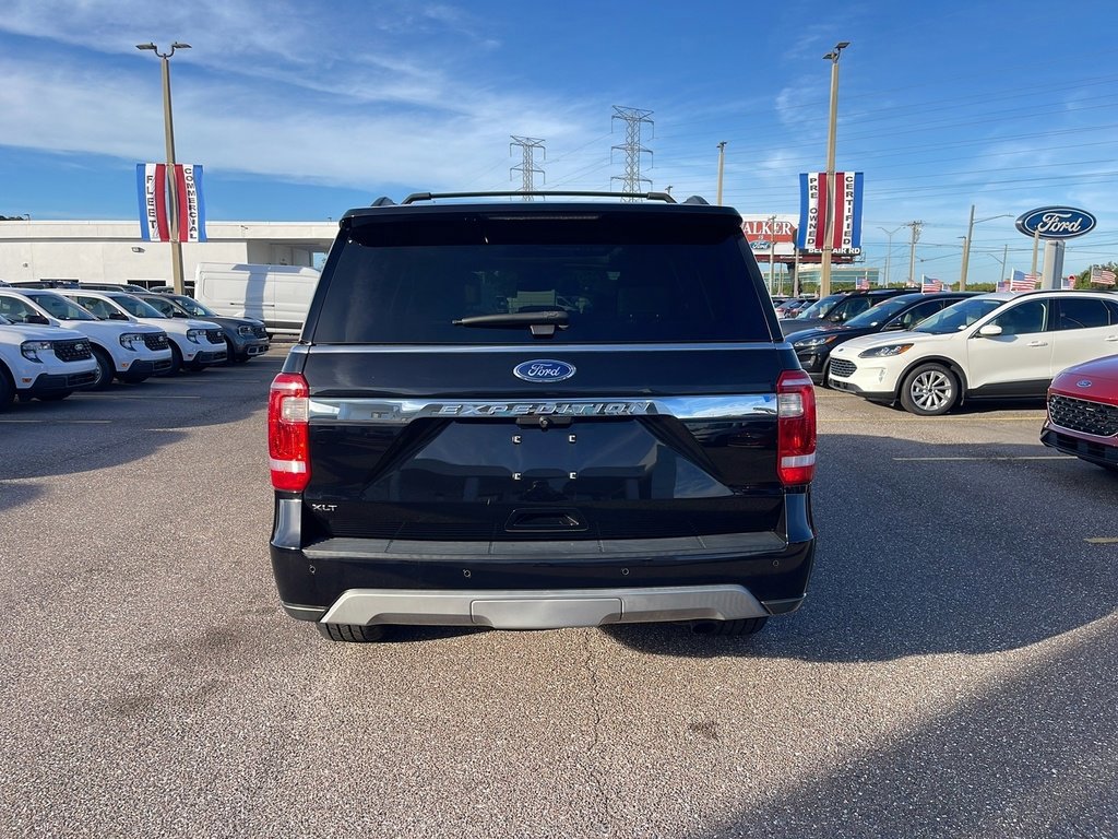Certified 2021 Ford Expedition XLT image 3