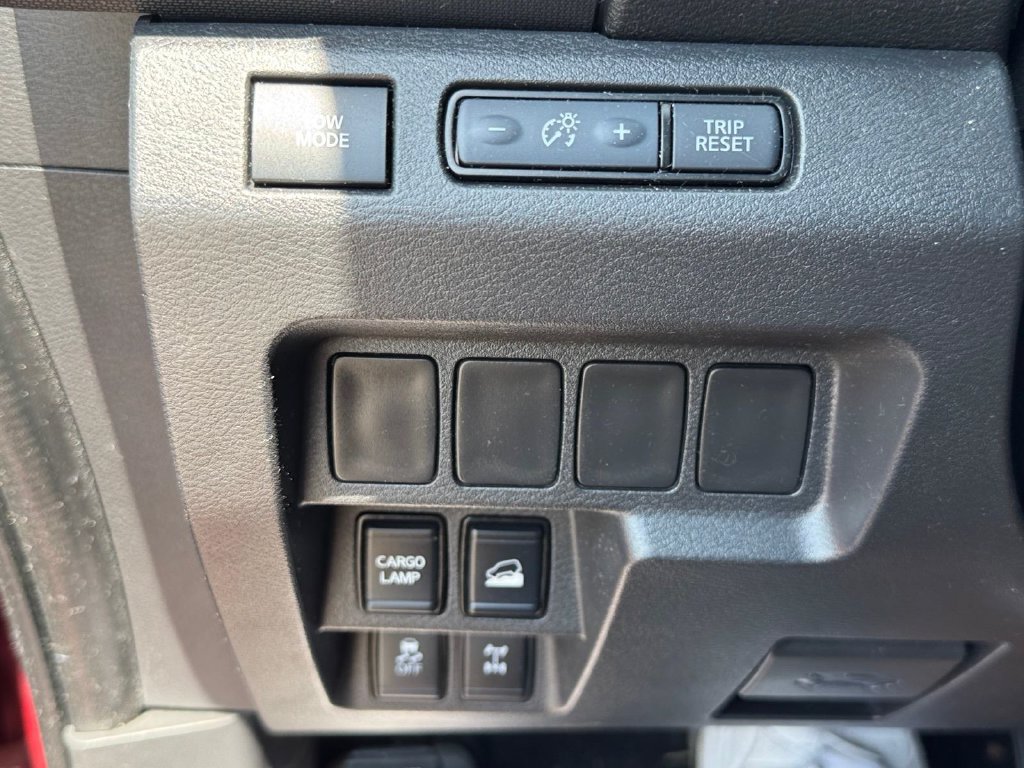 Used 2022 Nissan Frontier PRO-4X w/ Off-Road Protection Package AWD/4WD image 20
