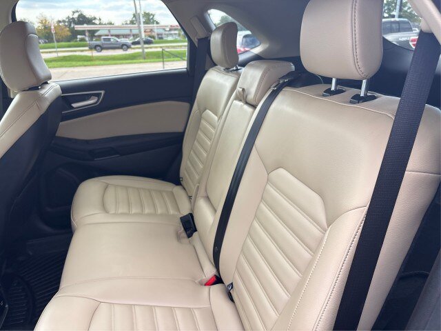 Certified 2024 Ford Edge SEL w/ Convenience Package AWD/4WD image 10