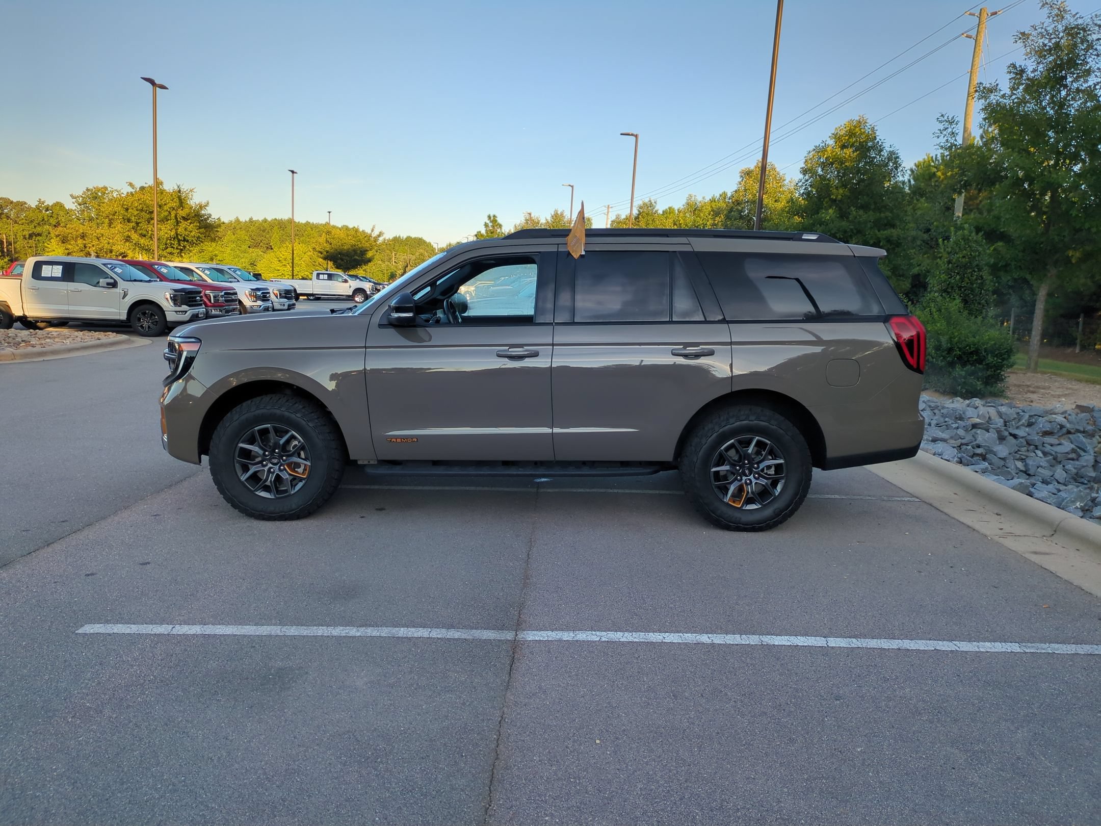 Certified 2026 Ford Expedition Tremor AWD/4WD image 7
