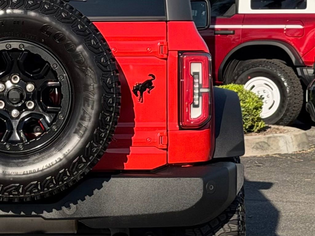 Certified 2023 Ford Bronco Wildtrak image 9