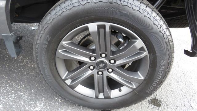 Certified 2023 Ford F150 Lariat image 32