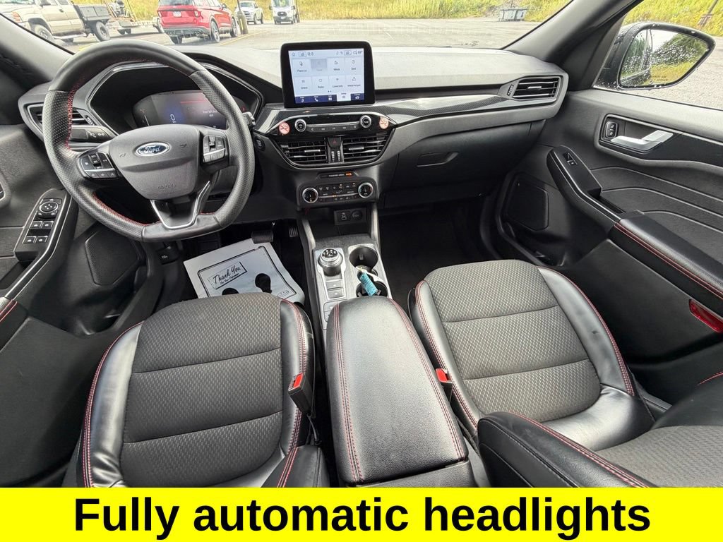Certified 2025 Ford Escape ST-Line Select AWD/4WD image 11