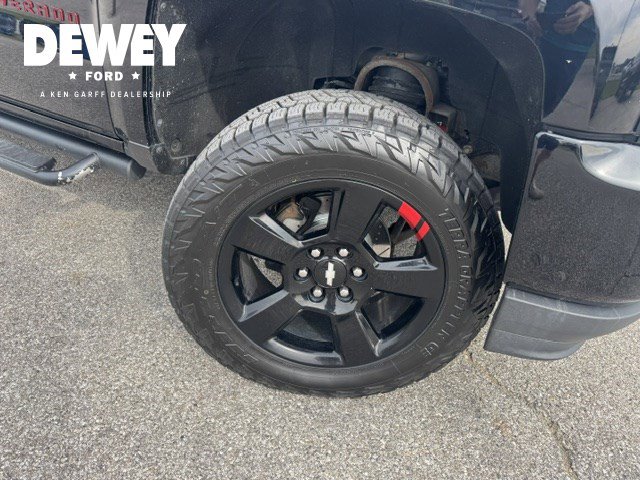 Used 2018 Chevrolet Silverado 1500 LTZ Z71 w/ Redline Edition AWD/4WD image 37
