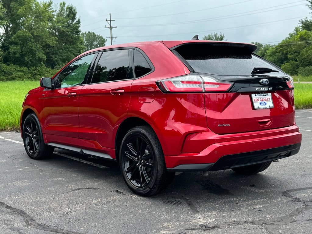 Certified 2024 Ford Edge ST-Line AWD/4WD image 13