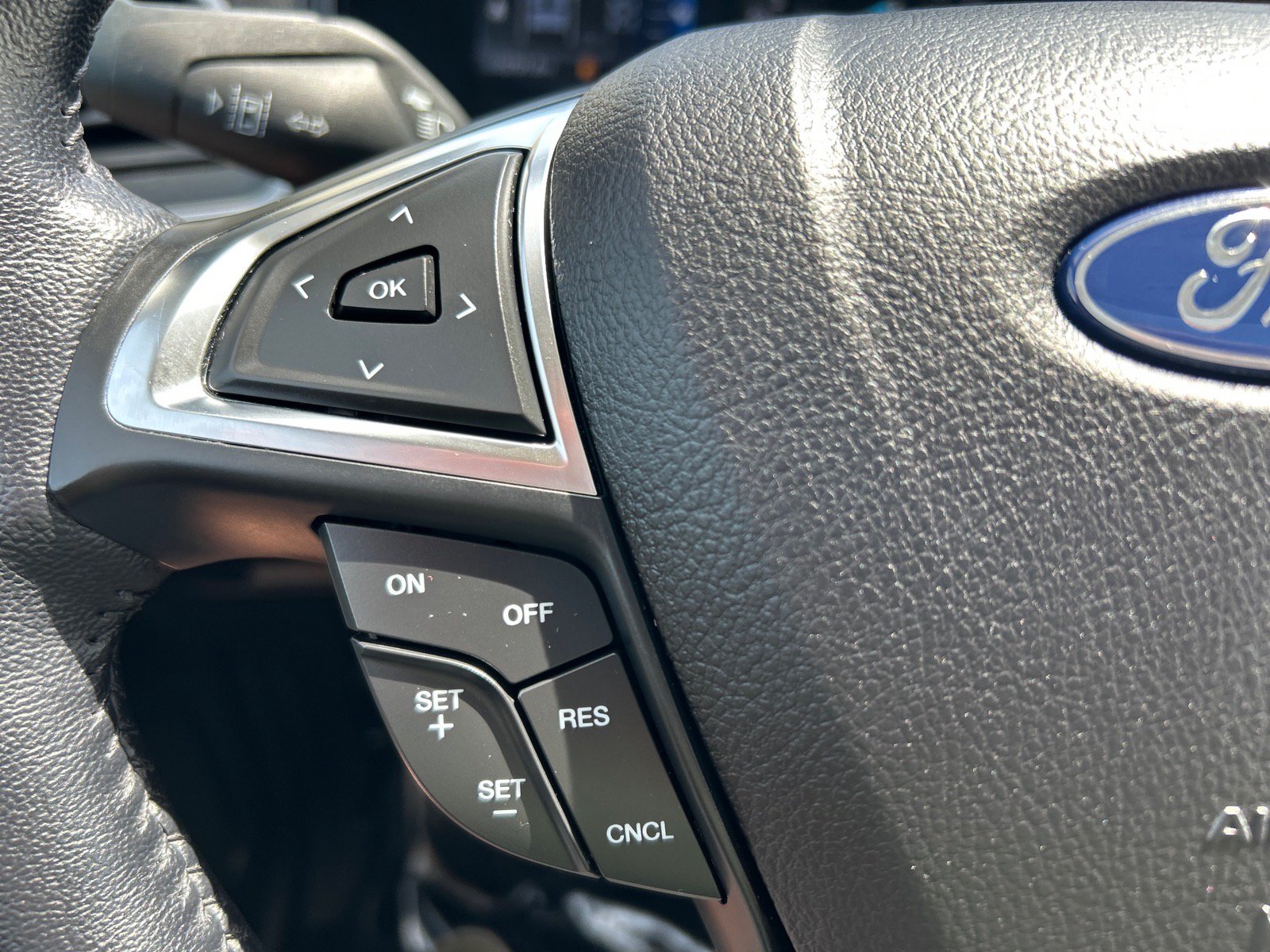 Certified 2023 Ford Edge SEL w/ Convenience Package AWD/4WD image 25