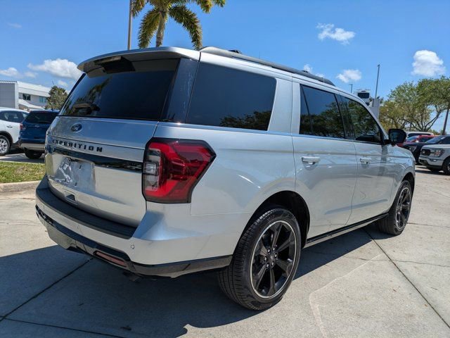 Certified 2024 Ford Expedition Limited image 4