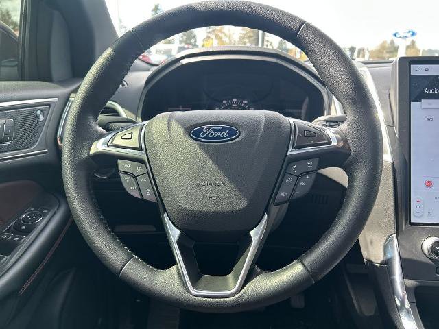 Certified 2022 Ford Edge Titanium w/ Equipment Group 301A image 20