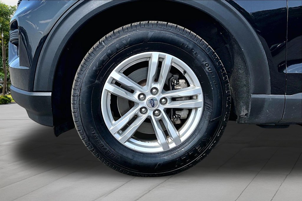 Certified 2023 Ford Explorer XLT AWD/4WD image 9