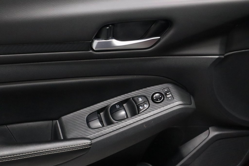 Used 2024 Nissan Altima 2.5 SV image 22