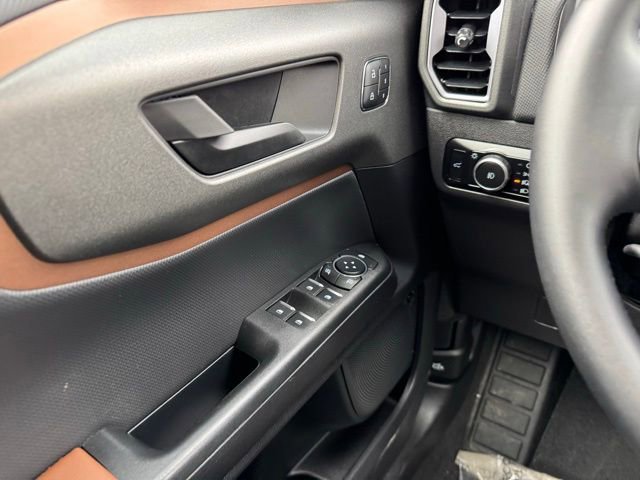 Certified 2025 Ford Bronco Sport Outer Banks w/ Outer Banks Tech Package+ AWD/4WD image 35