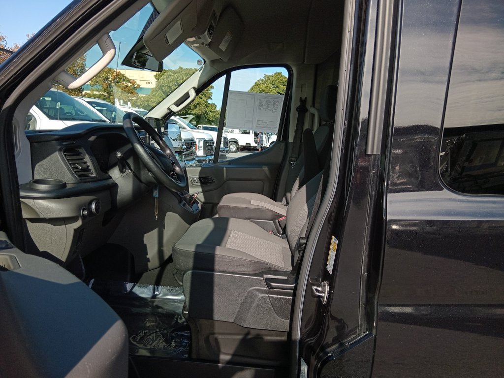 Certified 2024 Ford Transit 350 XLT RWD image 11