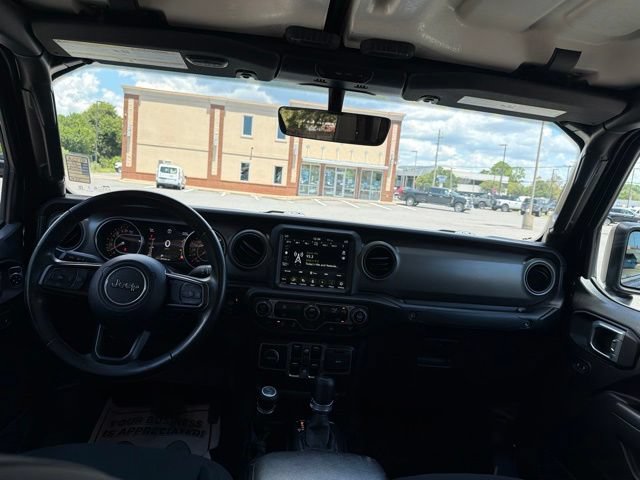 Used 2022 Jeep Gladiator Sport AWD/4WD image 14