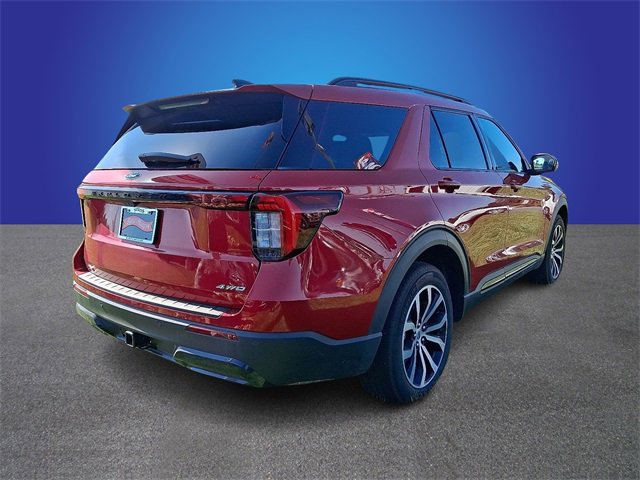 Certified 2025 Ford Explorer ST-Line image 5