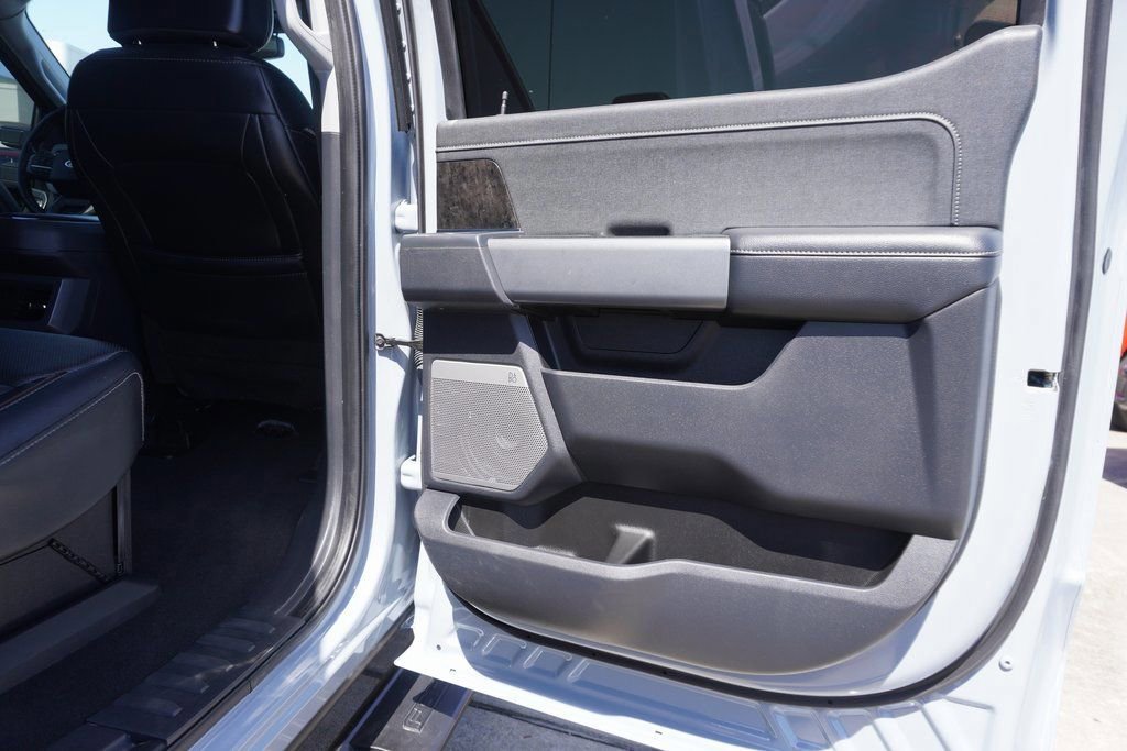 Certified 2024 Ford F250 Lariat w/ Sport Appearance Package image 25