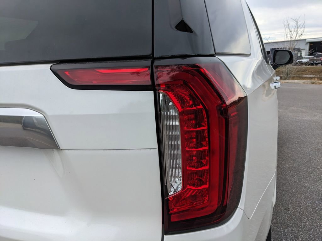 Used 2022 GMC Yukon Denali image 14