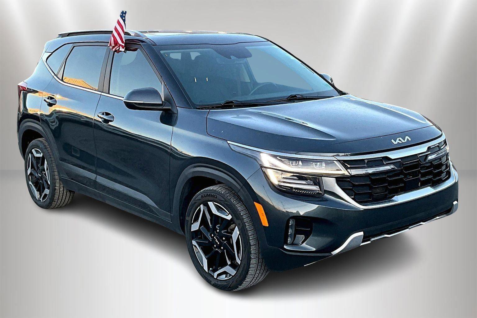 Used 2024 Kia Seltos SX w/ SX Sunroof Package image 9