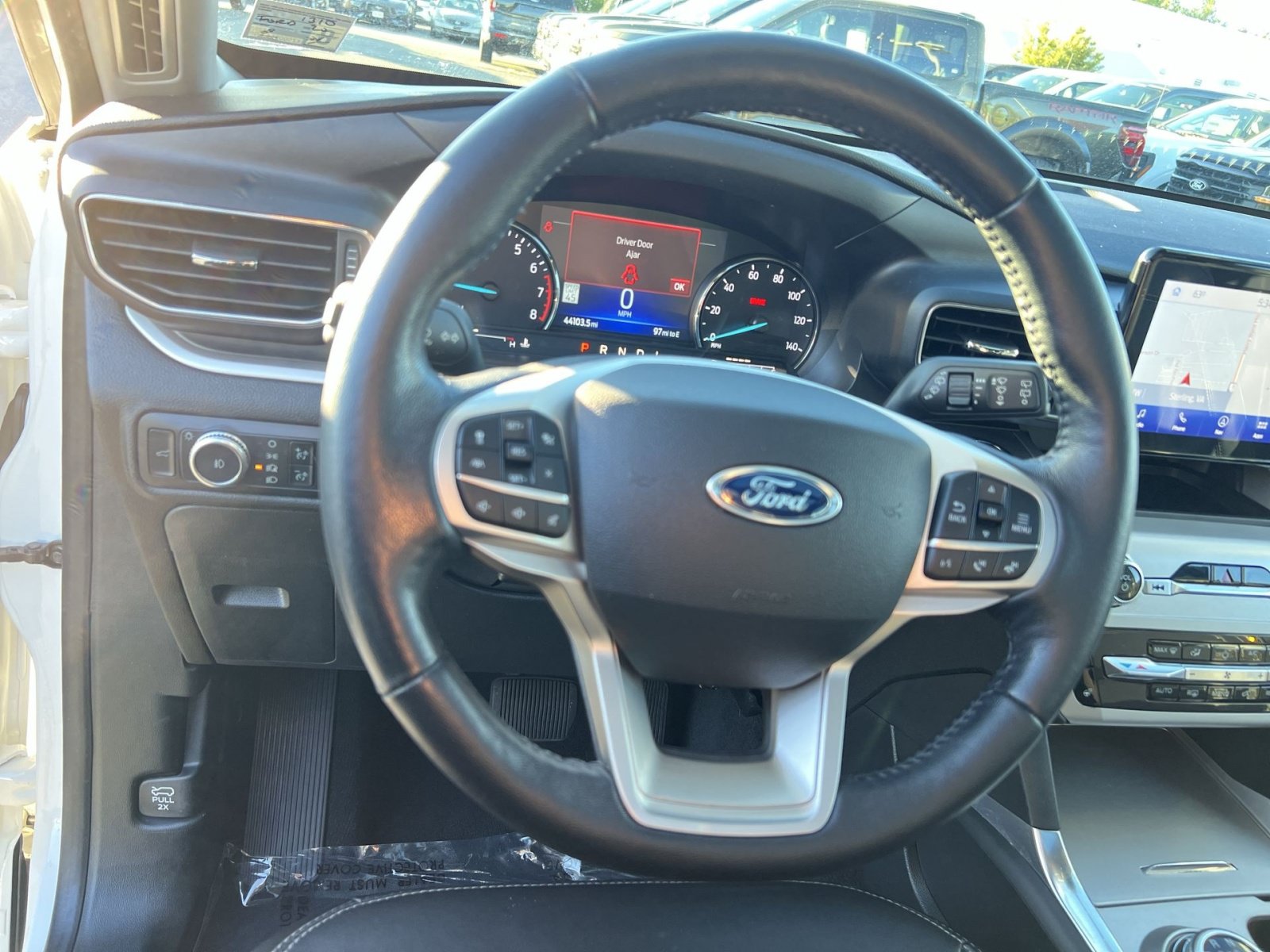 Certified 2022 Ford Explorer XLT w/ Equipment Group 202A AWD/4WD image 17