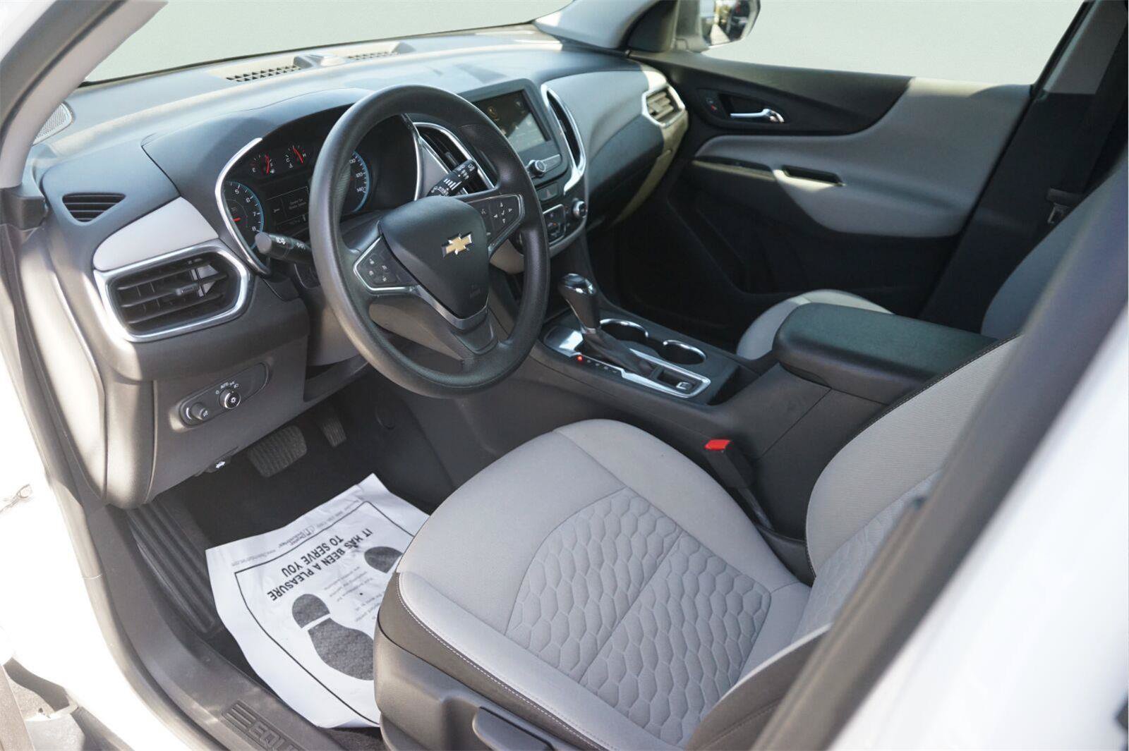 Used 2019 Chevrolet Equinox LS FWD image 8