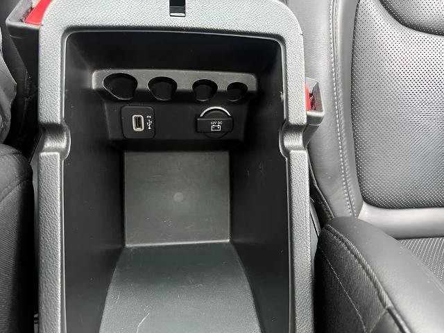 Used 2019 Jeep Cherokee Limited w/ Luxury Group AWD/4WD image 31