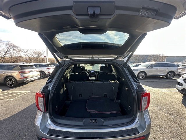 Certified 2023 Ford Explorer ST-Line w/ Class IV Trailer Tow Package image 43