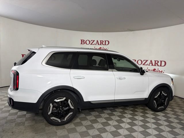 Used 2023 Kia Telluride EX AWD/4WD image 9