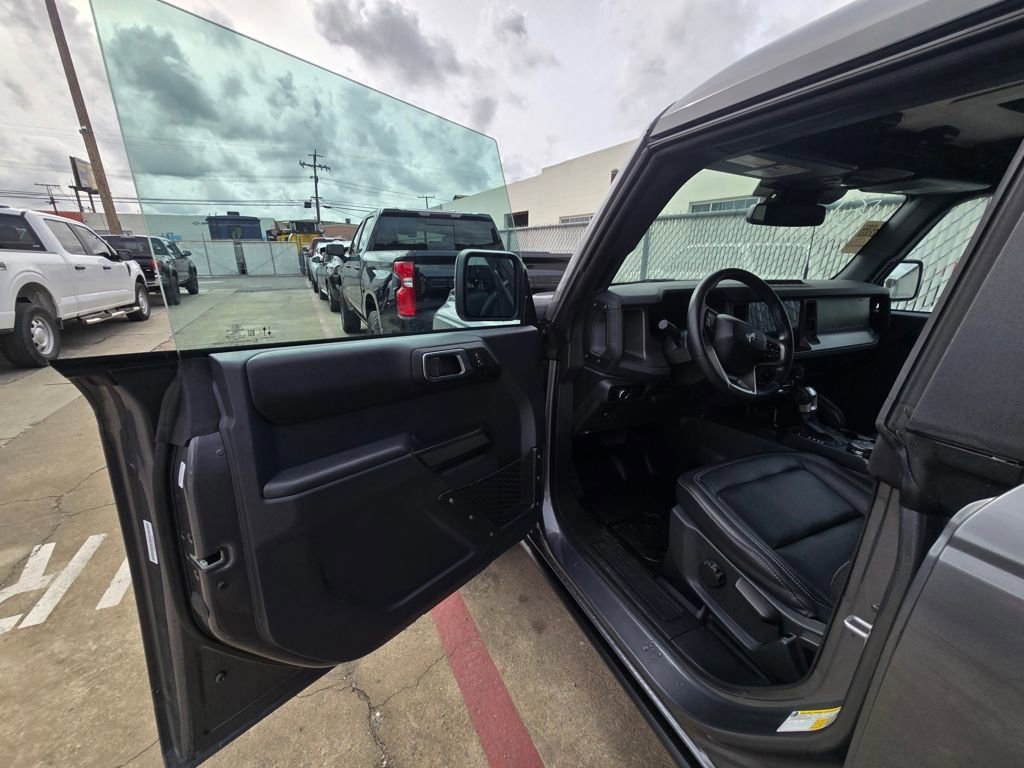 Certified 2025 Ford Bronco Badlands image 8