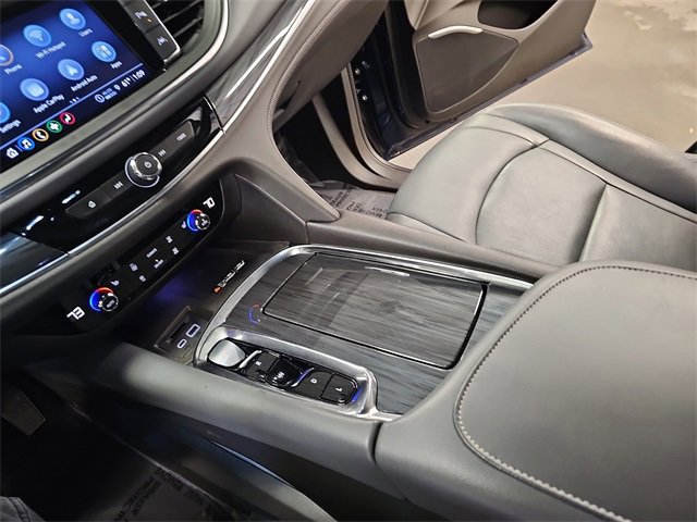 Used 2022 Buick Enclave Essence image 24