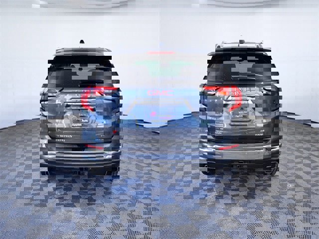 Used 2020 GMC Terrain Denali w/ Denali Premium Package image 3