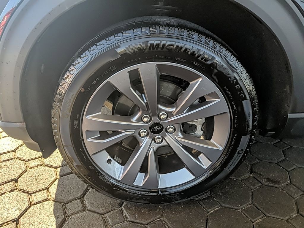 Certified 2024 Ford Explorer XLT w/ Equipment Group 202A image 12