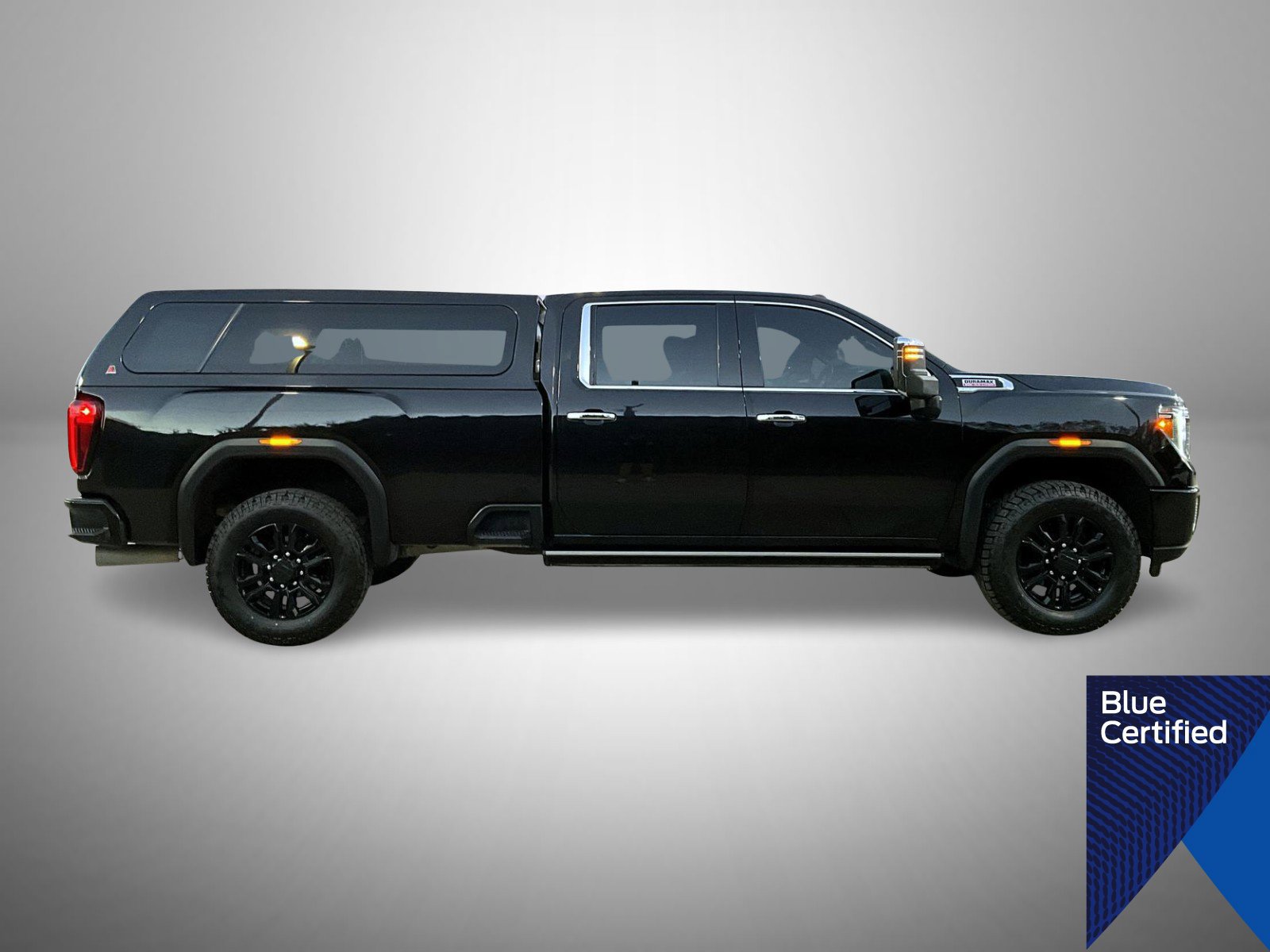 Used 2023 GMC Sierra 2500 Denali w/ Denali Black Diamond Edition AWD/4WD image 4