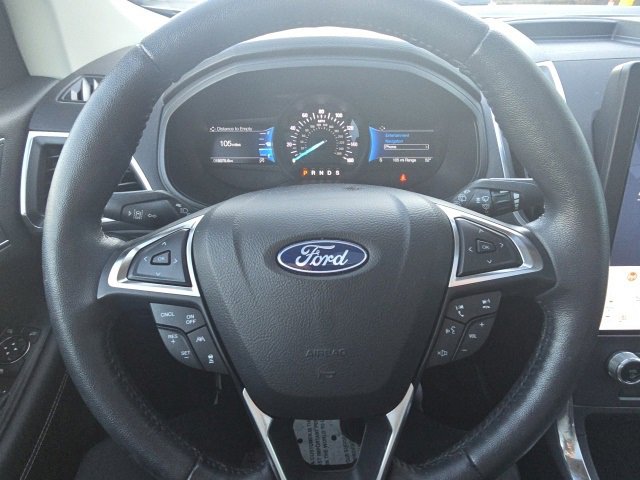 Certified 2022 Ford Edge Titanium w/ Equipment Group 301A image 19