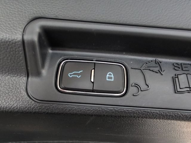 Certified 2023 Ford Explorer XLT AWD/4WD image 33