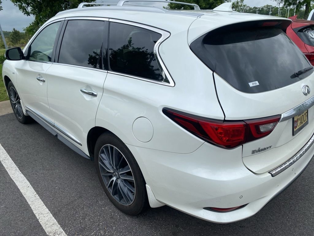 Used 2019 INFINITI QX60 Luxe w/ Sensory Package FWD image 9