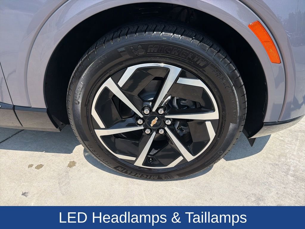 Used 2025 Chevrolet Equinox EV LT w/ Convenience Package AWD/4WD image 13