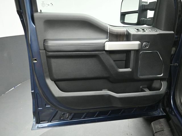 Certified 2020 Ford F250 Lariat w/ Chrome Package image 35