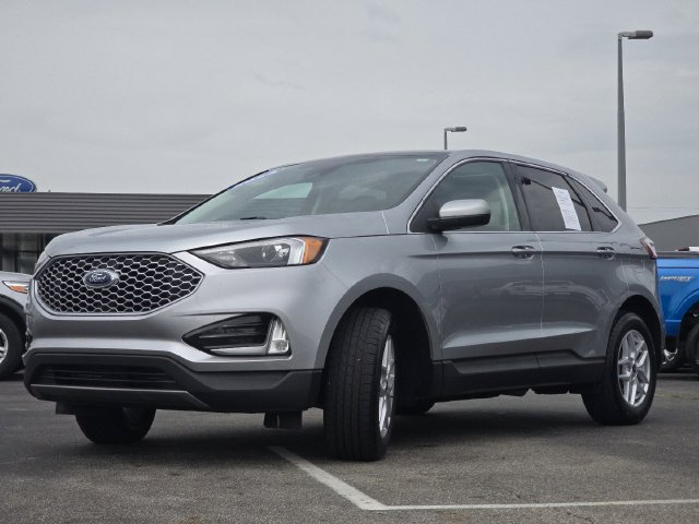 Certified 2024 Ford Edge SEL w/ Convenience Package AWD/4WD image 12