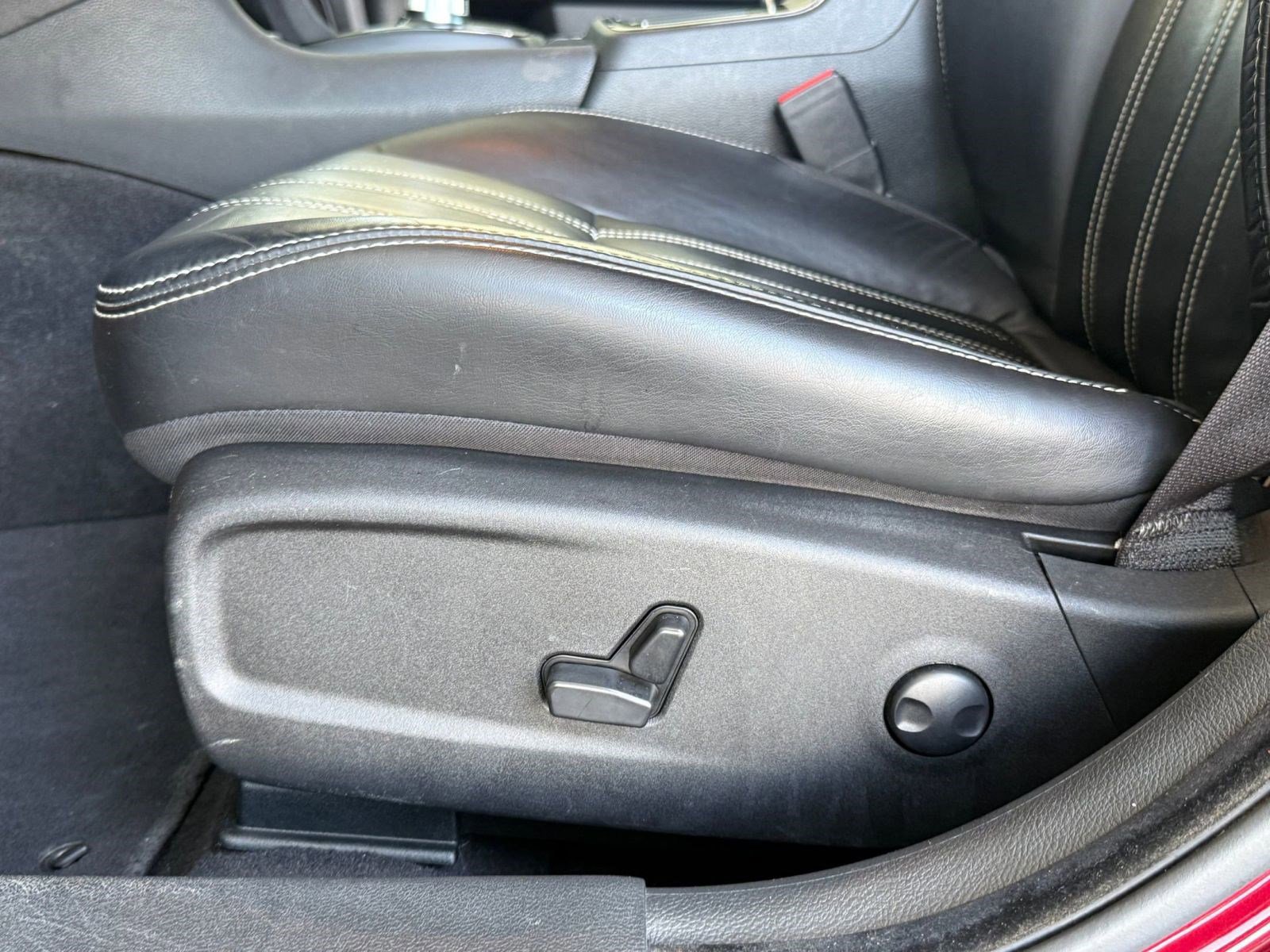 Used 2023 Chrysler 300 S image 14