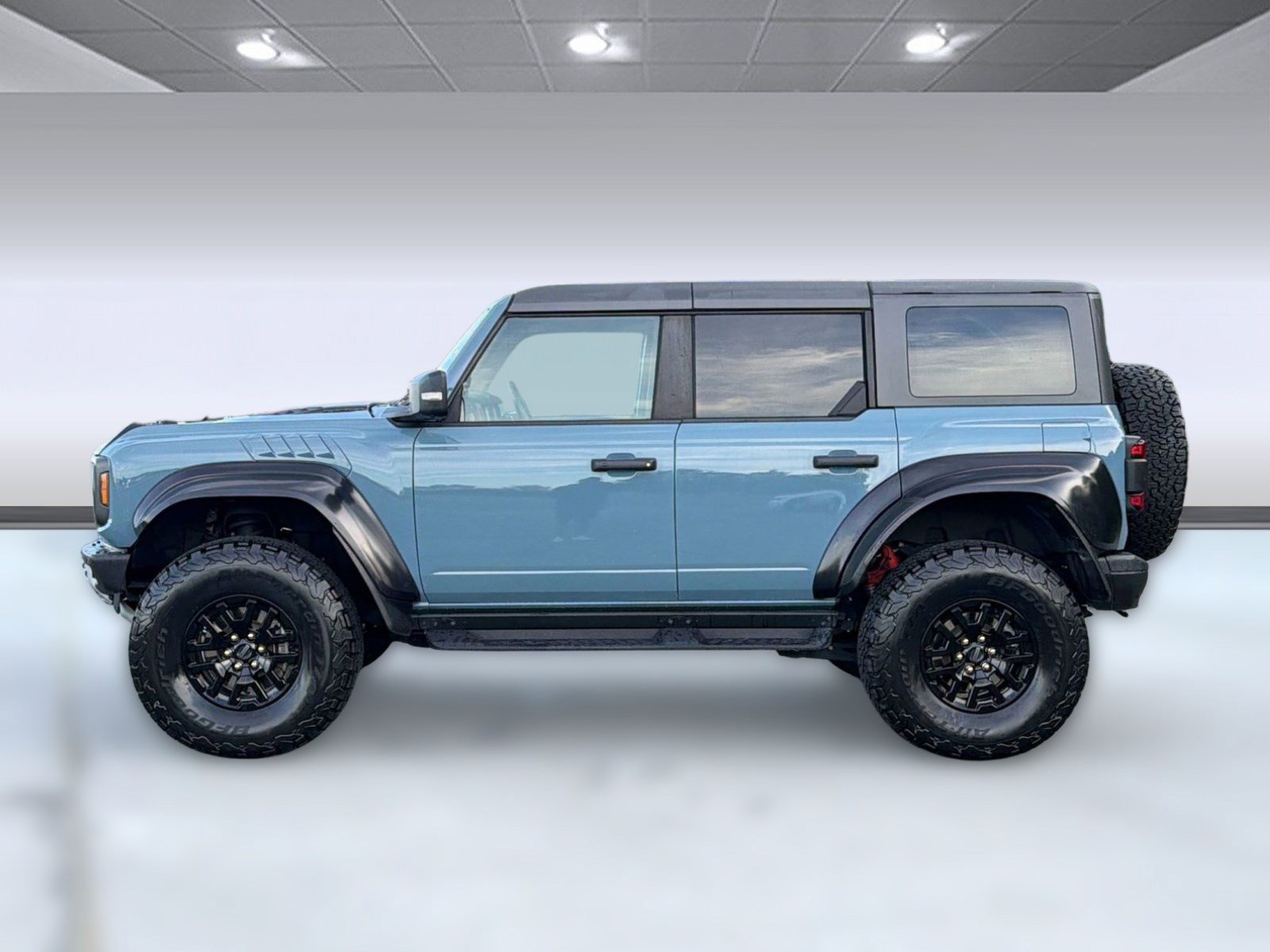 Certified 2023 Ford Bronco Raptor AWD/4WD image 2