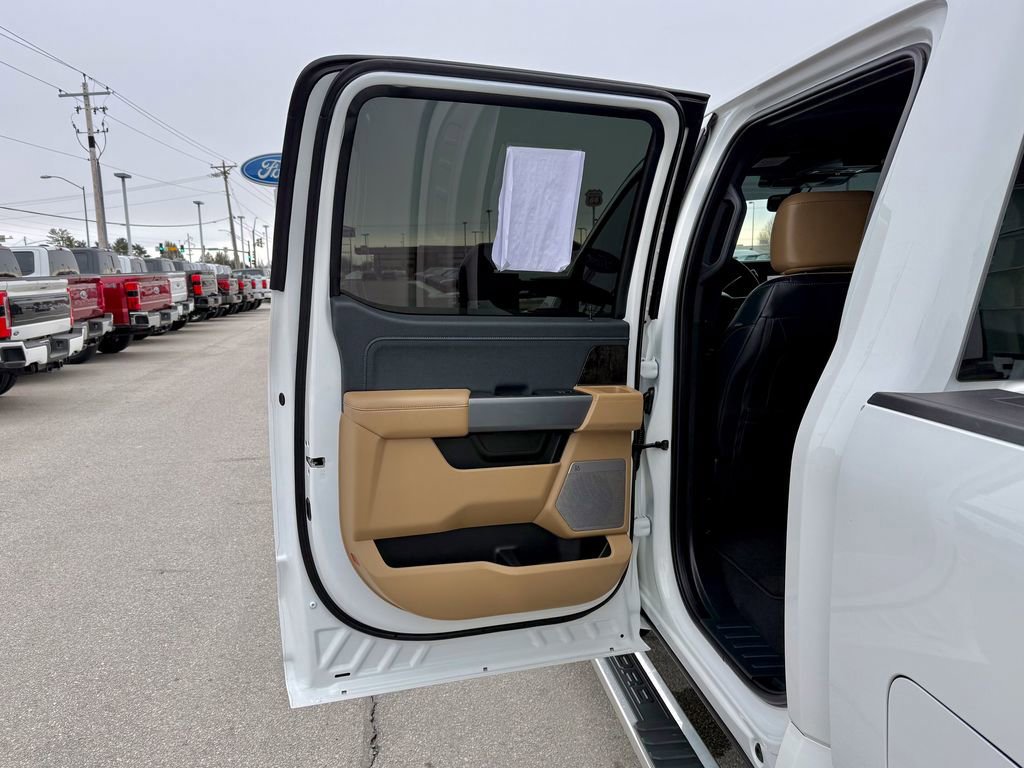 Certified 2025 Ford F350 Lariat image 14