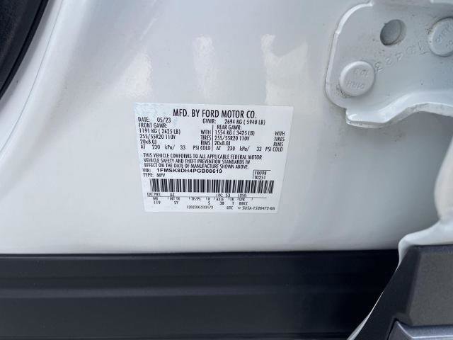 Certified 2023 Ford Explorer XLT w/ Equipment Group 202A image 33