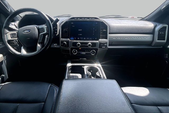 Certified 2022 Ford F350 Lariat w/ Tremor Off-Road Package AWD/4WD image 18