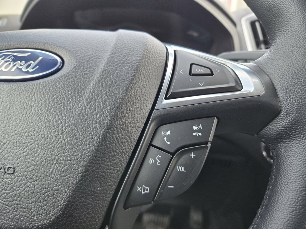 Certified 2024 Ford Edge SEL w/ Convenience Package AWD/4WD image 23