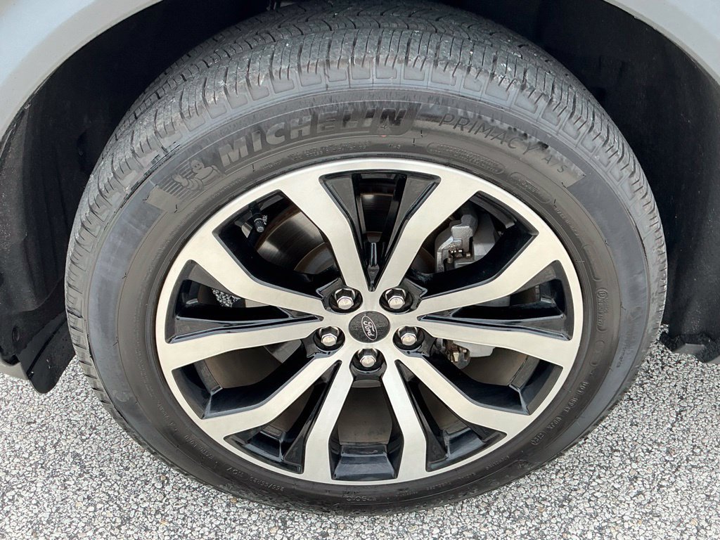 Certified 2025 Ford Explorer ST-Line w/ Premium Package RWD image 21